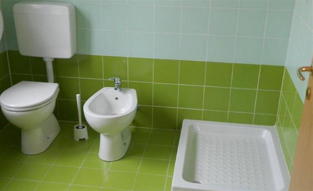 Ostello Di Saronno - Malpensa Hostel Eksteriør billede