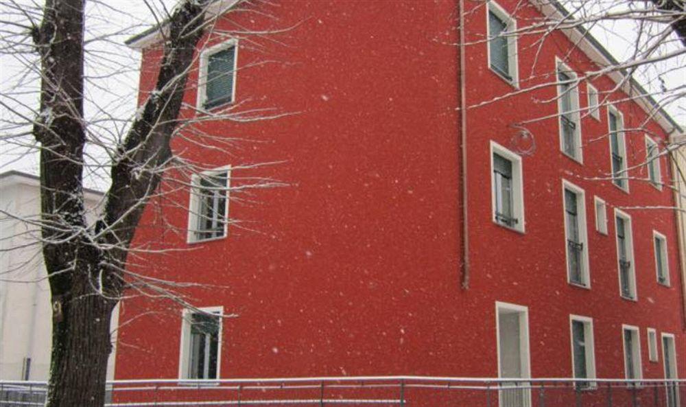 Ostello Di Saronno - Malpensa Hostel Eksteriør billede