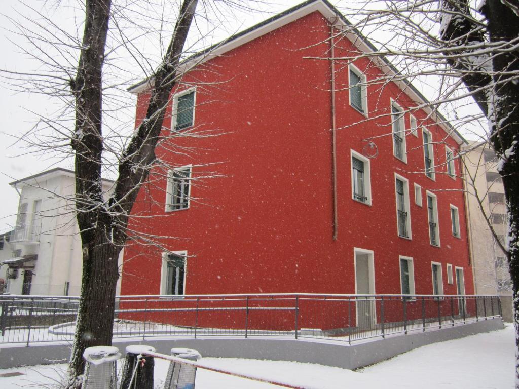 Ostello Di Saronno - Malpensa Hostel Eksteriør billede