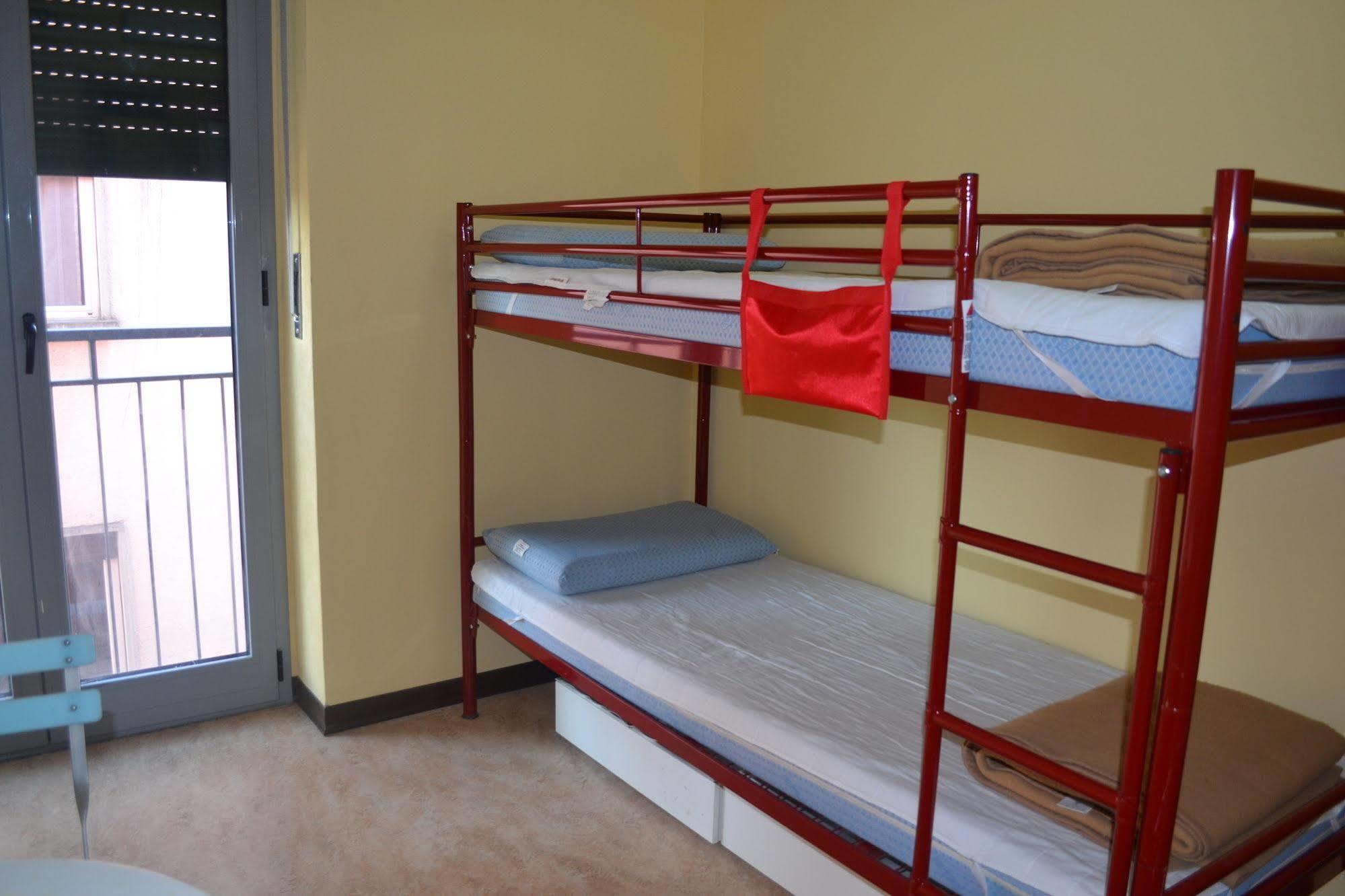 Ostello Di Saronno - Malpensa Hostel Eksteriør billede